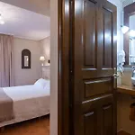 Otel Restaurante La Casa De Juansabeli 2*