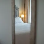 Hotel Restaurante La Casa De Juansabeli 2*