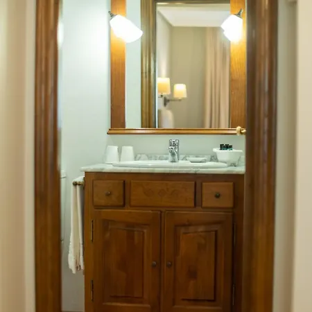 Logis Restaurante La Casa De Juansabeli Las Arenas