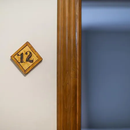 Logis Restaurante La Casa De Juansabeli