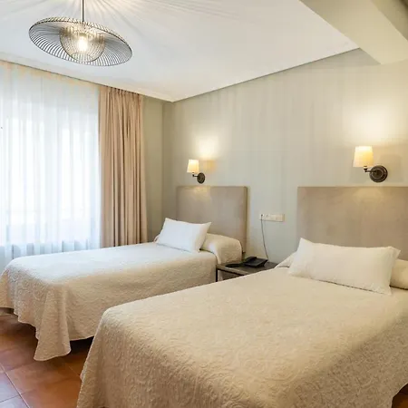 Logis Restaurante La Casa De Juansabeli Hotel Las Arenas