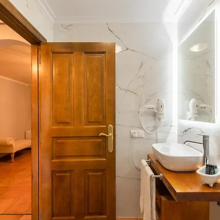 Logis Restaurante La Casa De Juansabeli Las Arenas