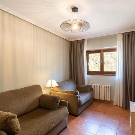 Hotel Logis Restaurante La Casa De Juansabeli Las Arenas