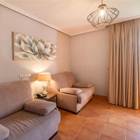 מלון Restaurante La Casa De Juansabeli 2*