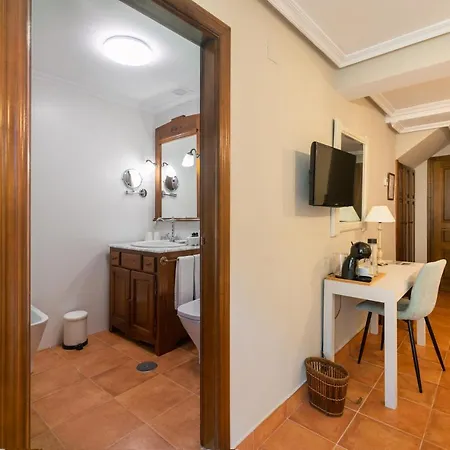 Logis Restaurante La Casa De Juansabeli Las Arenas