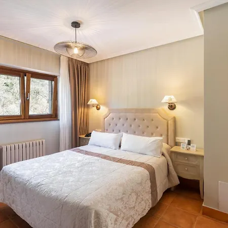 Logis Restaurante La Casa De Juansabeli 2* Las Arenas