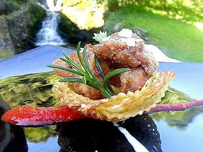 Restaurante La Casa De Juansabeli 2*