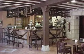 מלון Restaurante La Casa De Juansabeli 2*